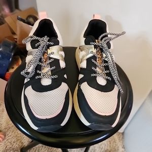 Posh by Poelman Shoes